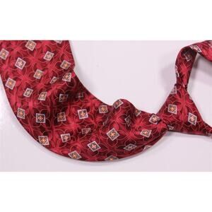 Ermenegildo Zegna Recent Red Geometric Print Design Silk Necktie Tie